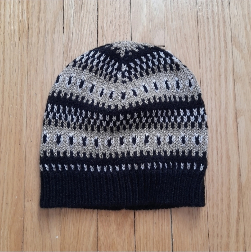 Banana Republic Black and Tan Striped Beanie